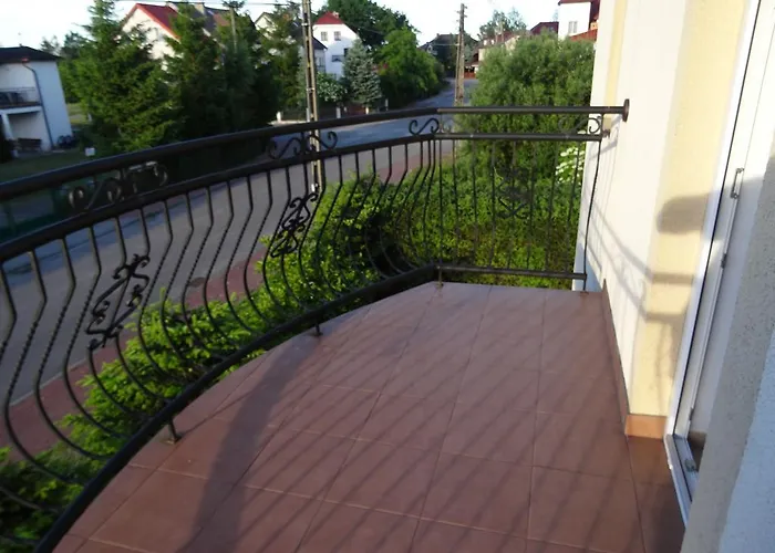 Gabriela Goscinne Z Basenem