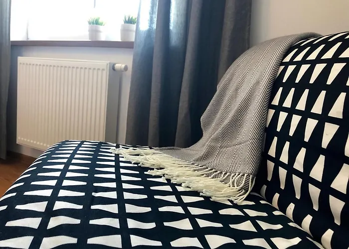 Gabriela Goscinne Z Basenem